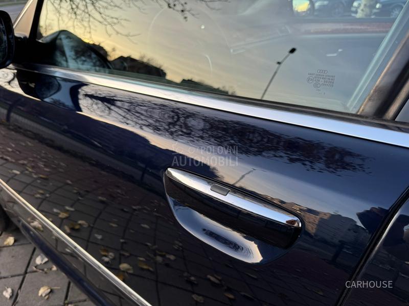 Audi A8 FSI CH 137000