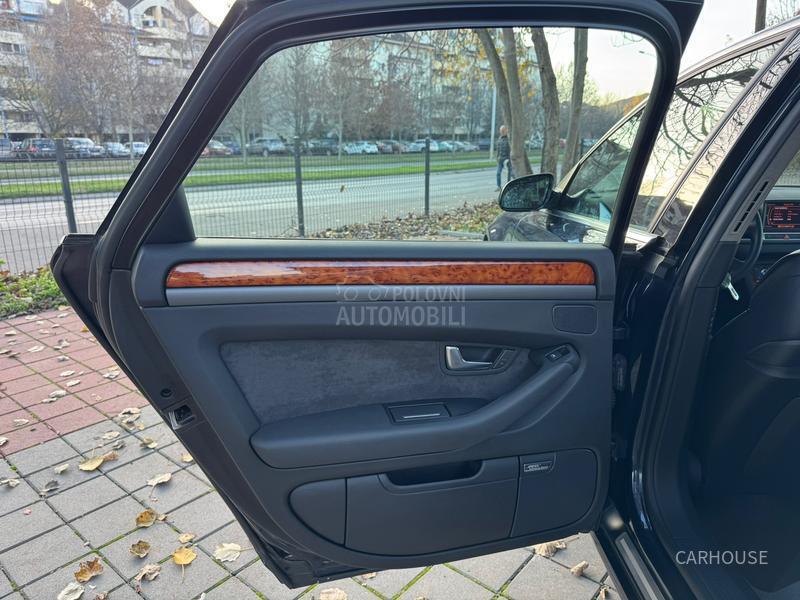 Audi A8 FSI CH 137000