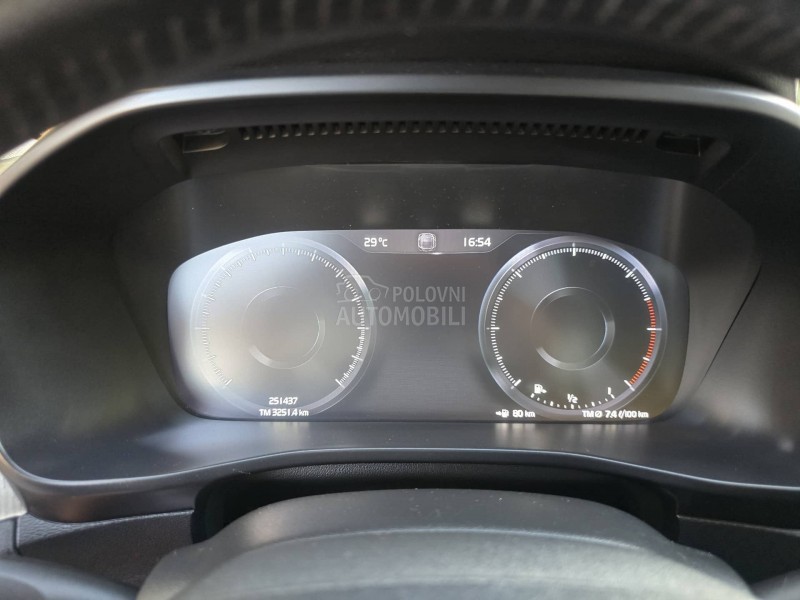 Volvo XC40 2.0 D3 INSCRIPTION