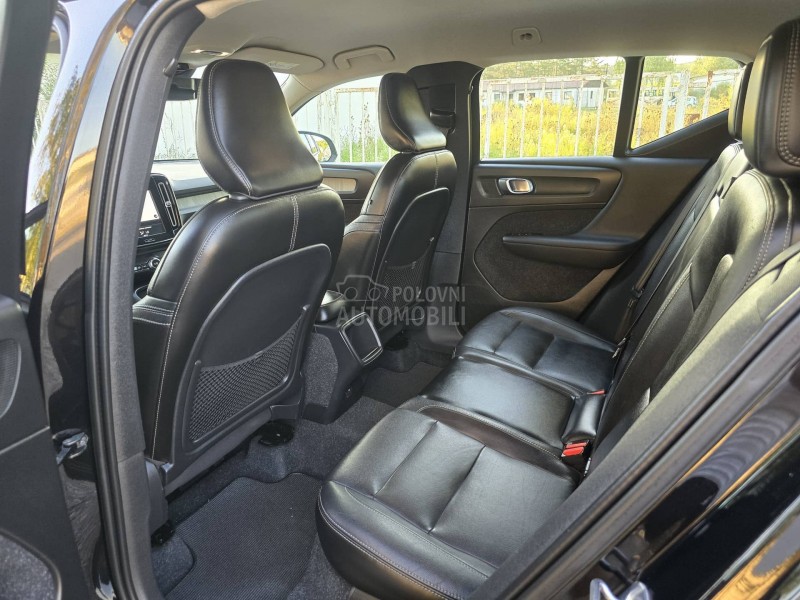 Volvo XC40 2.0 D3 INSCRIPTION