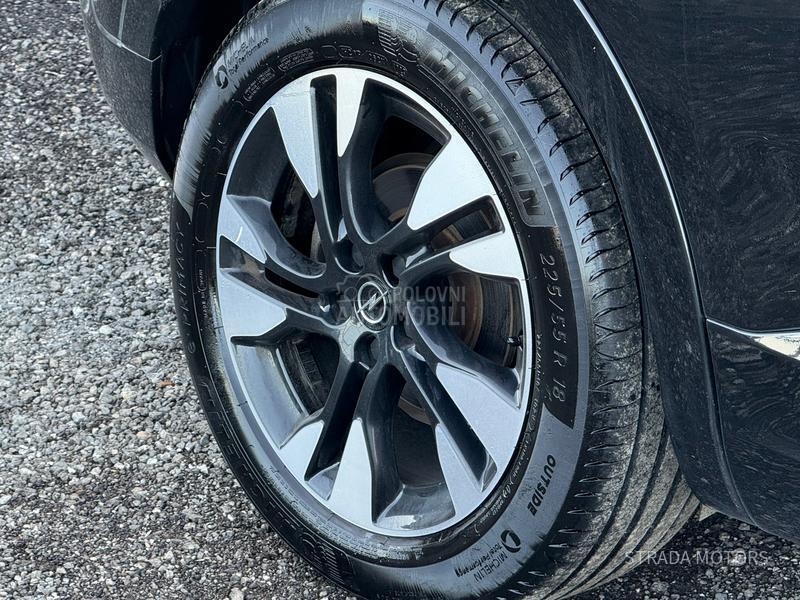 Opel Grandland X 1.5 GS NAVY OP IS