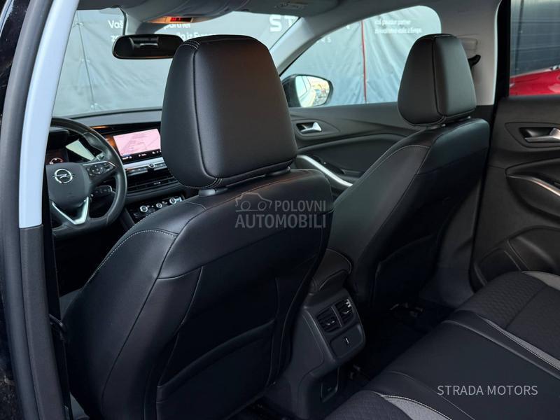 Opel Grandland X 1.5 GS NAVY OP IS