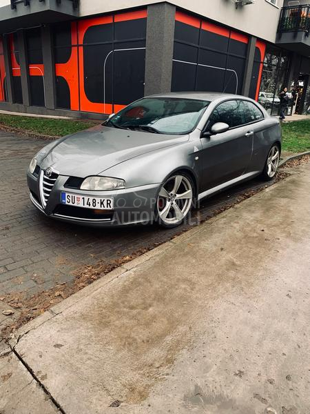Alfa Romeo GT GT coupe