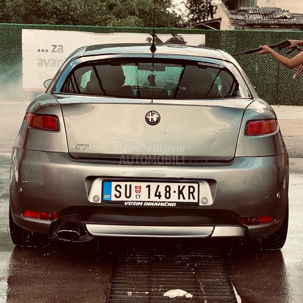 Alfa Romeo GT GT coupe