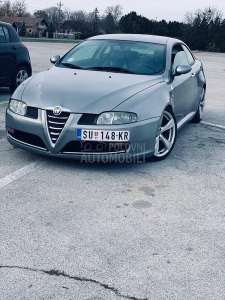 Alfa Romeo GT GT coupe