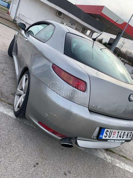Alfa Romeo GT GT coupe