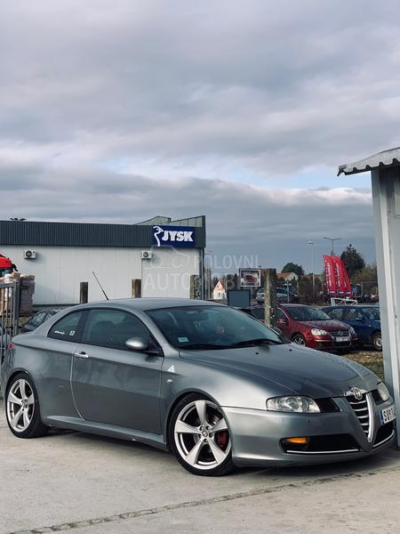 Alfa Romeo GT GT coupe
