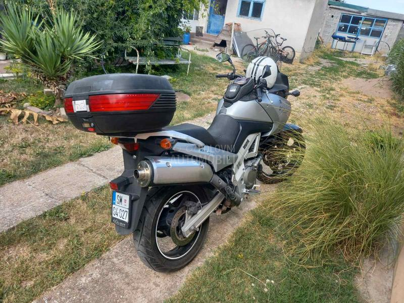 Suzuki V strom 650