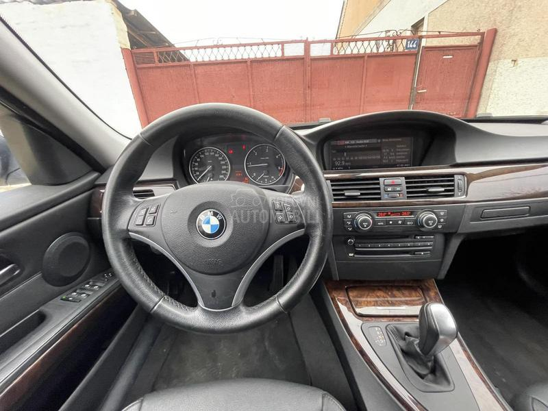 BMW 320 Autom Nav Ful