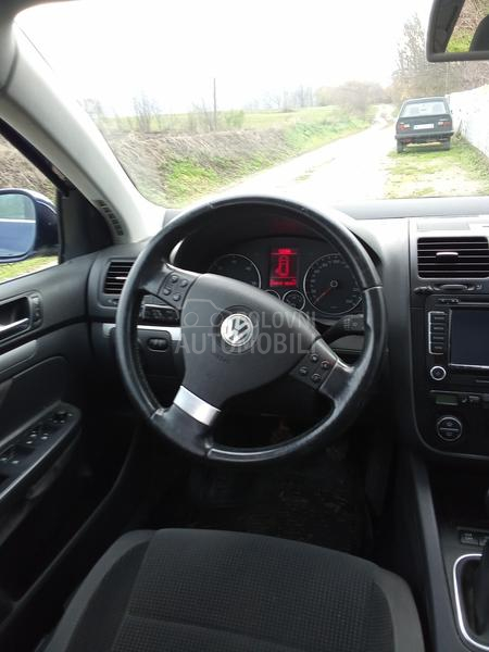 Volkswagen Golf 5 