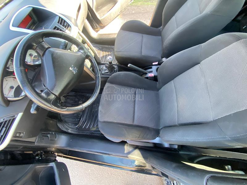 Peugeot 207 1.6hdi NOV OPREMA