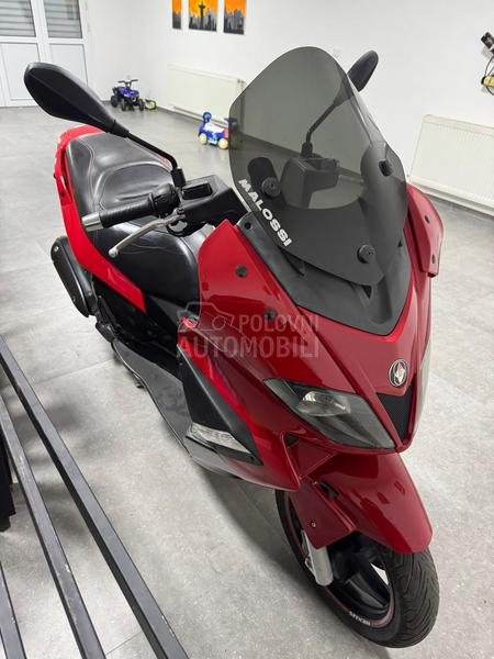 Gilera nexus 300