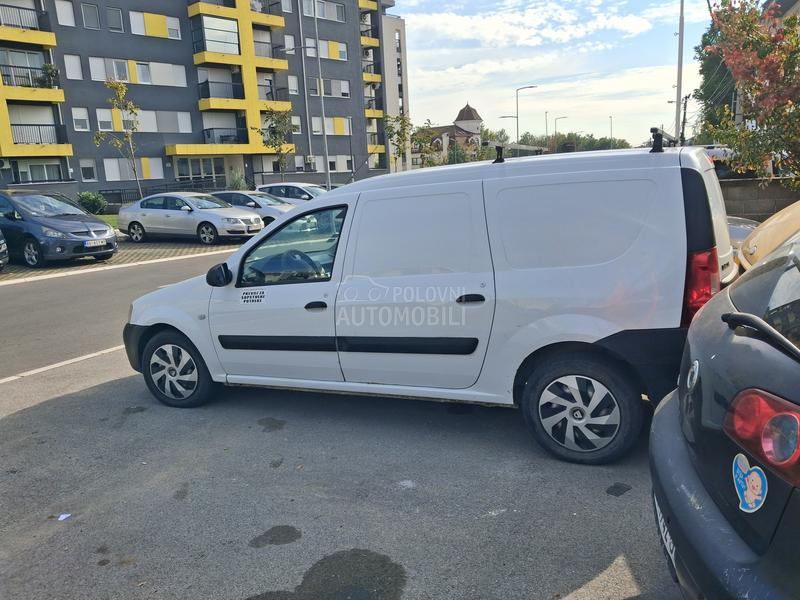 Dacia Logan 