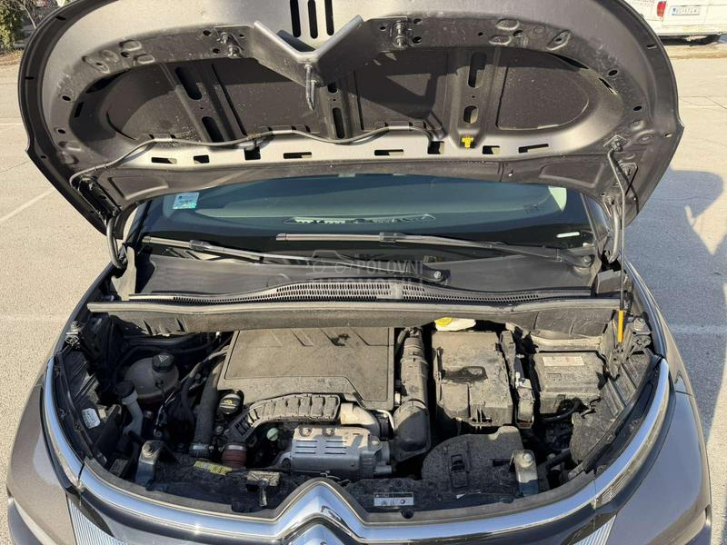 Citroen C-Aircross SHINE 1.2I 110