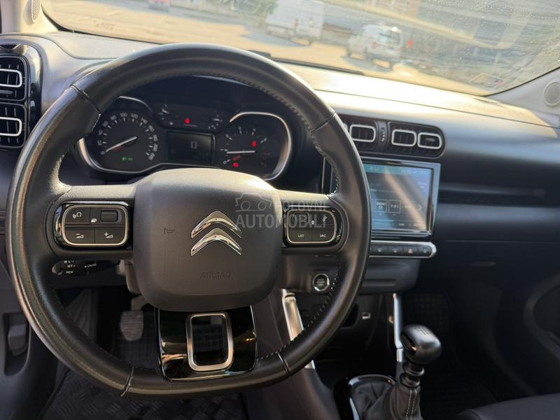 Citroen C-Aircross SHINE 1.2I 110