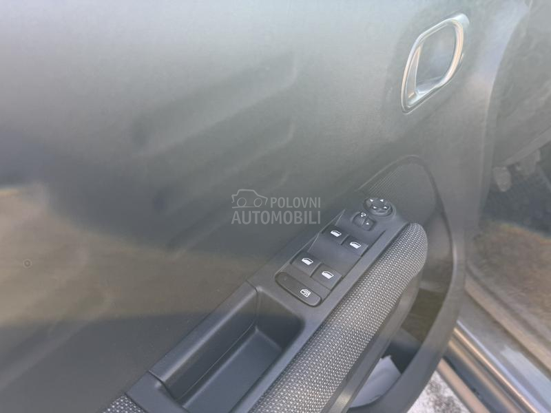 Citroen C-Aircross SHINE 1.2I 110