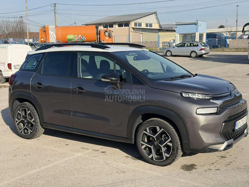 Citroen C-Aircross SHINE 1.2I 110