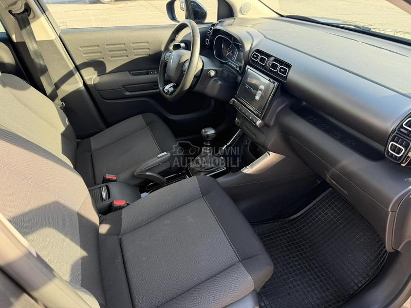 Citroen C-Aircross SHINE 1.2I 110