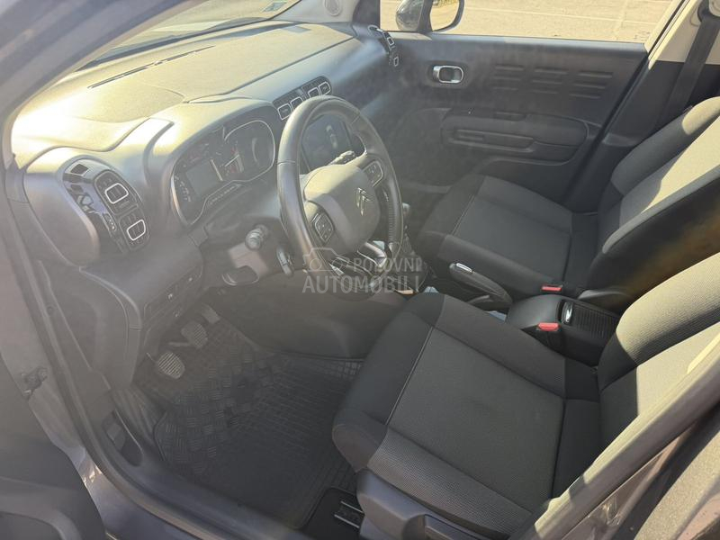 Citroen C-Aircross SHINE 1.2I 110