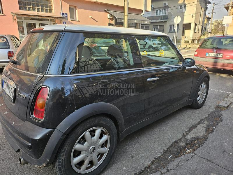 MINI Cooper 