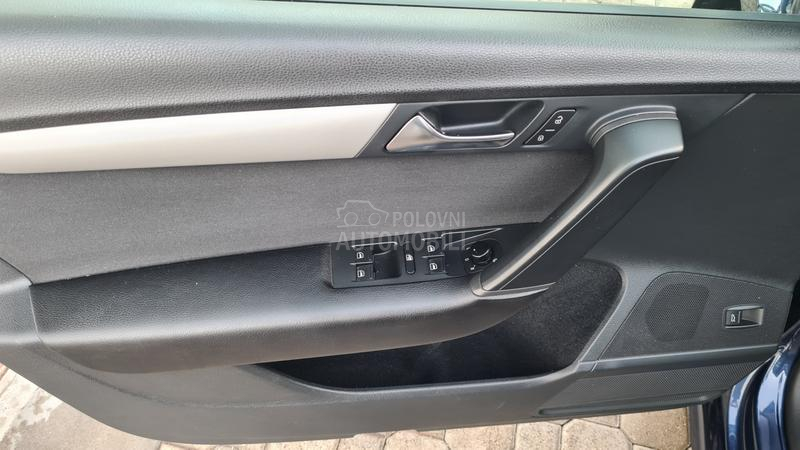 Volkswagen Passat B7 1.6TDI  BLUEMOTION