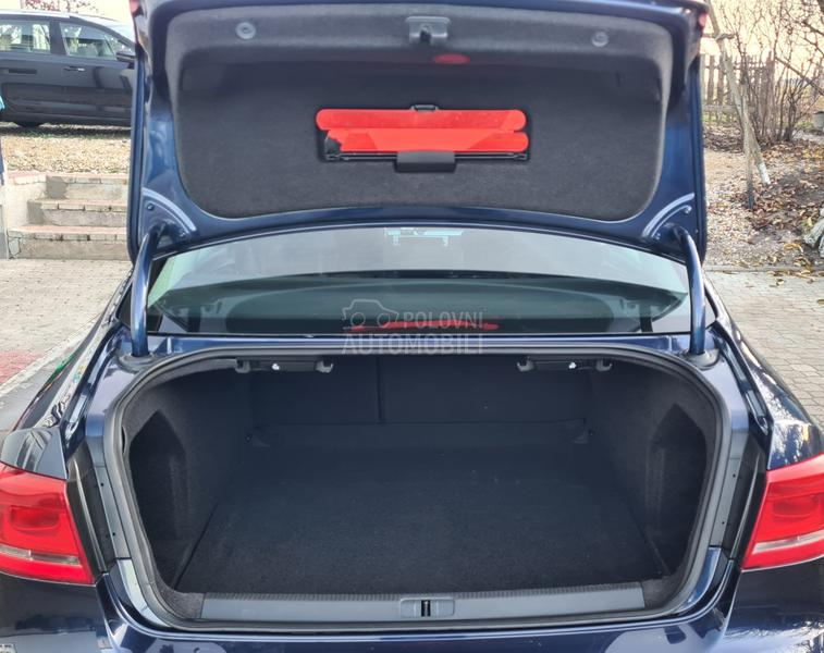 Volkswagen Passat B7 1.6TDI  BLUEMOTION