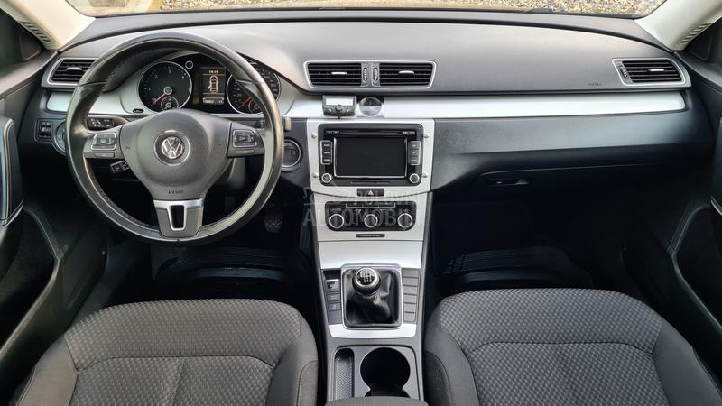 Volkswagen Passat B7 1.6TDI  BLUEMOTION