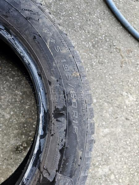 Goodyear 195/60 R16 Zimska
