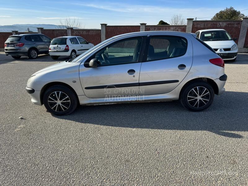Peugeot 206 