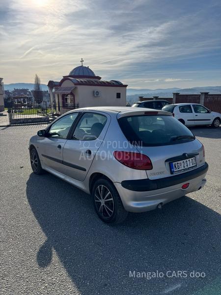 Peugeot 206 