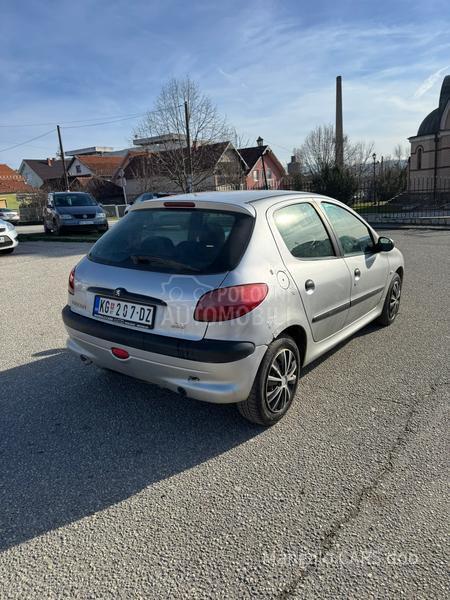 Peugeot 206 