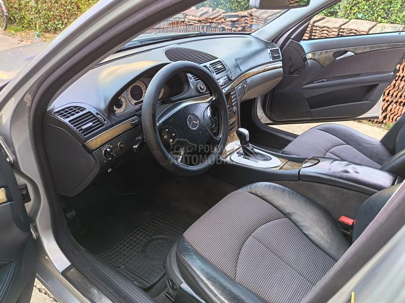 Mercedes Benz E 200 2.2 CDI