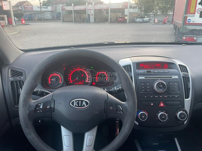 Kia cee`d sw 1.6 CRDI