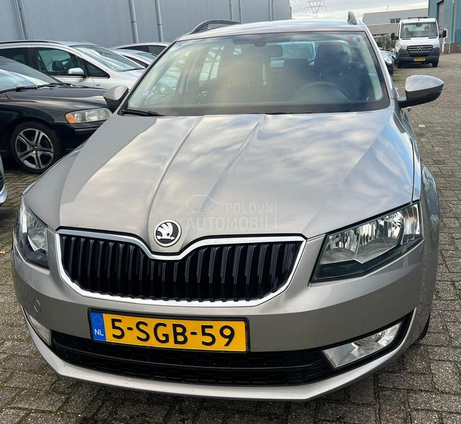 Škoda Octavia 1.2b fabrika