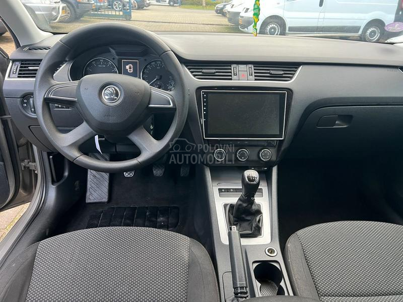 Škoda Octavia 1.2b fabrika