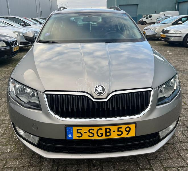 Škoda Octavia 1.2b fabrika