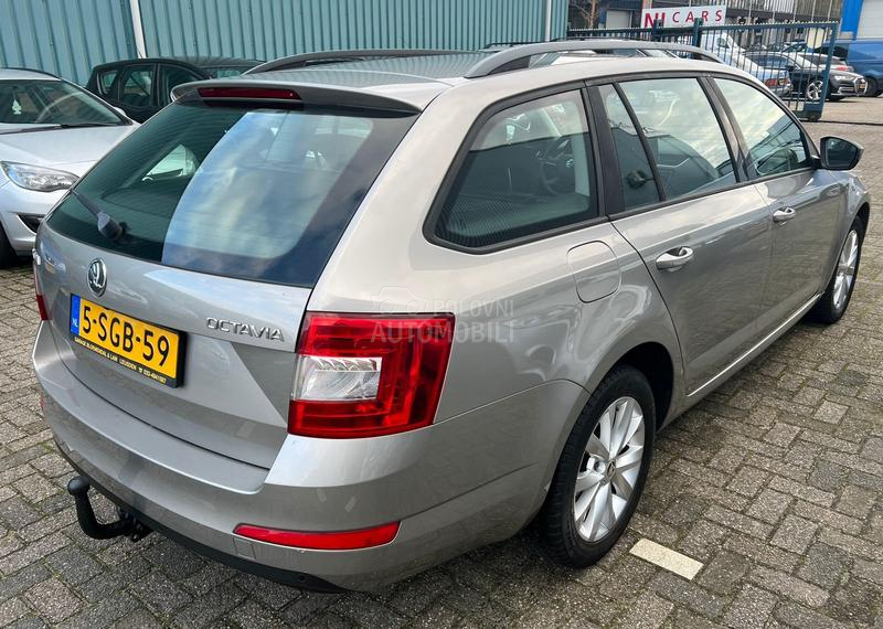 Škoda Octavia 1.2b fabrika