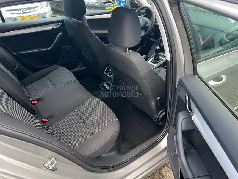 Škoda Octavia 1.2b fabrika