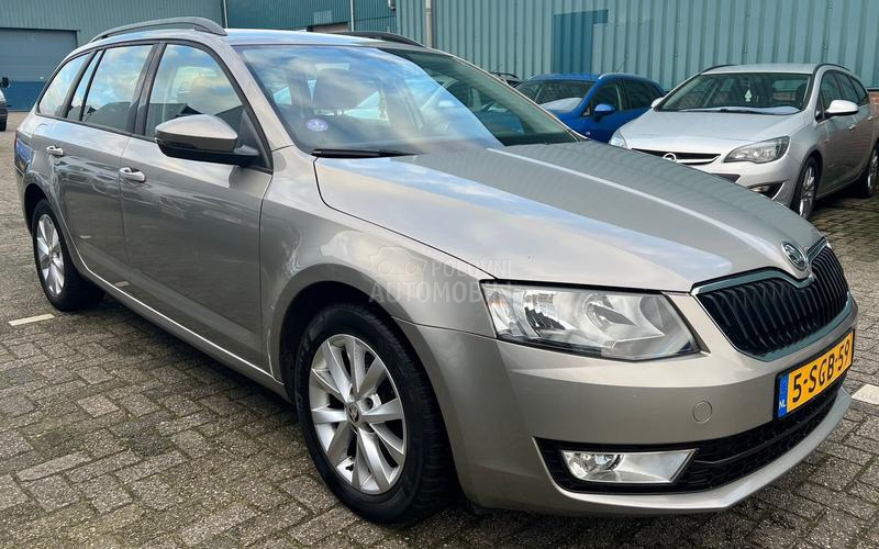 Škoda Octavia 1.2b fabrika