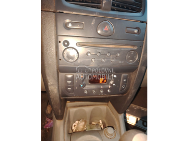 cd radio za Renault Clio