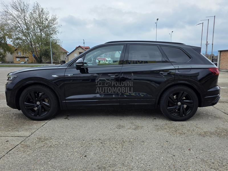 Volkswagen Touareg R BLACK NOVO