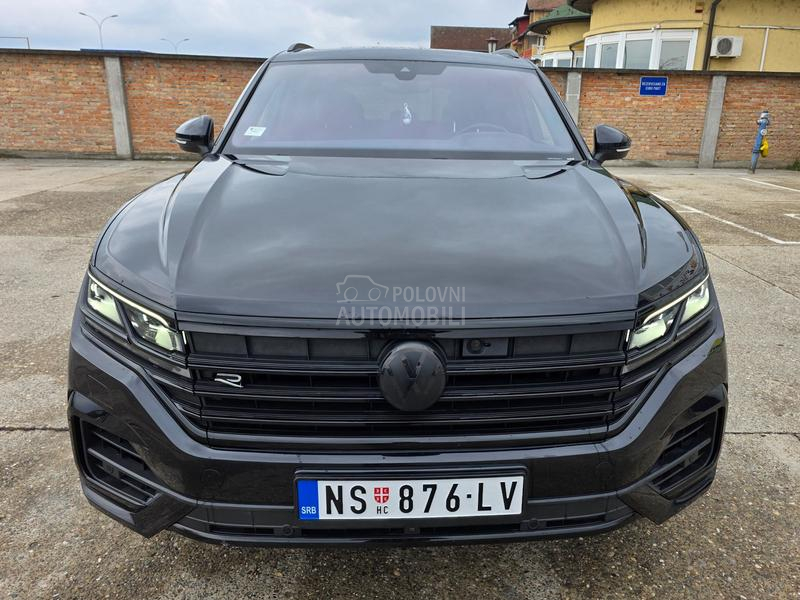 Volkswagen Touareg R BLACK NOVO