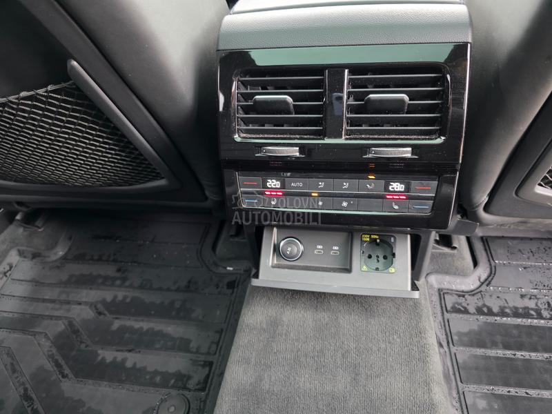 Volkswagen Touareg R BLACK NOVO