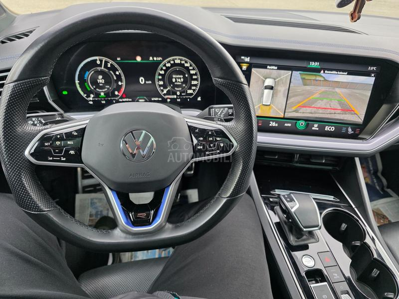Volkswagen Touareg R BLACK NOVO