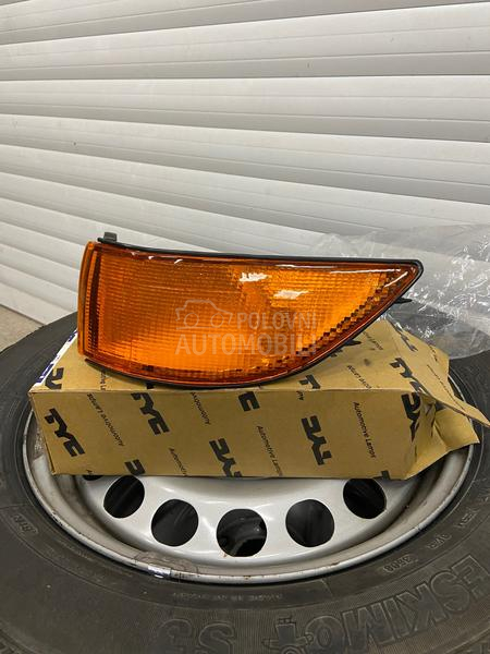 nov odpakovan  radi slikanja