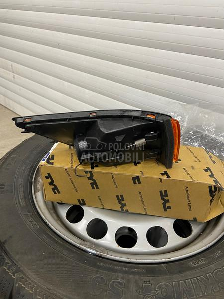 nov odpakovan  radi slikanja