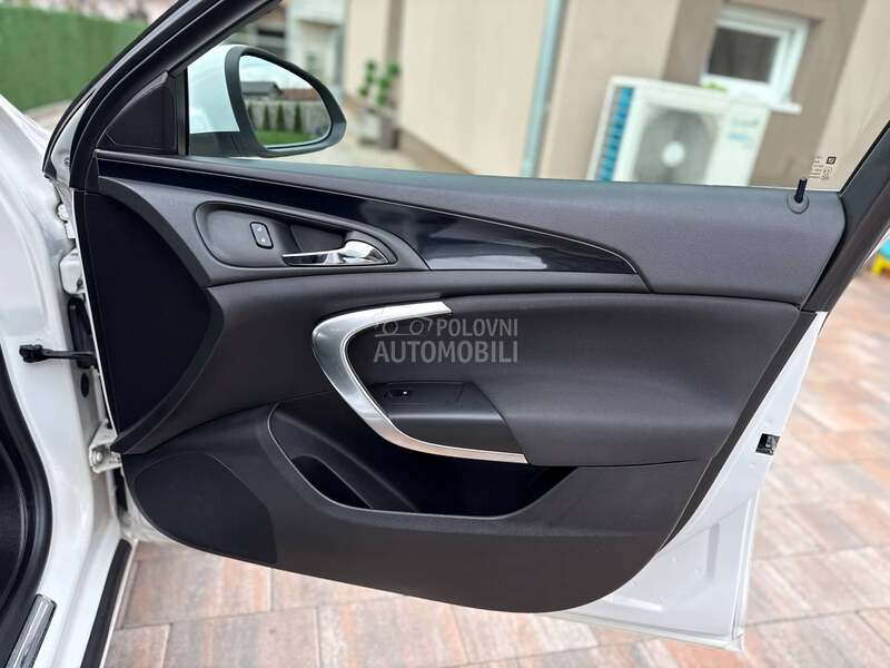 Opel Insignia 2.0Cdti/COSMO/Virt