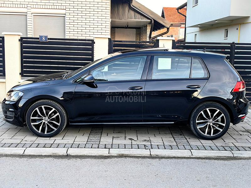 Volkswagen Golf 7 1.6TDI PAN0 NAVl