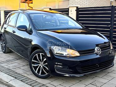 Volkswagen Golf 7 1.6TDI PAN0 NAVl