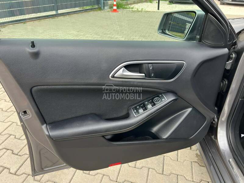 Mercedes Benz A 180 1.5